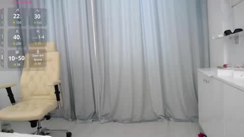 Cristina online show from April 25, 10:18 am