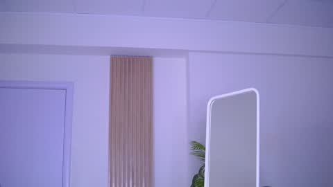 Nora online show from February 5, 4:37 am