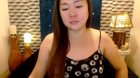 Snapshot of lovingmulberry chatting on October 3, 1:13 am lovingmulberry online show from October 3, 1:13 am