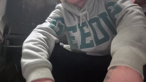 Snapshot of lowkey42011 chatting on September 30, 12:10 pm lowkey42011 online show from September 30, 12:10 pm