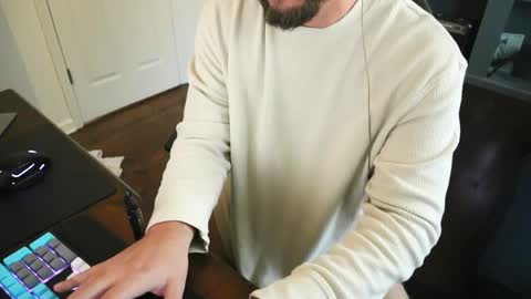 Lee online show from December 2, 2:08 pm