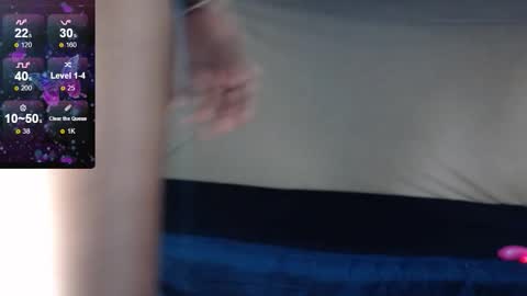 loyalcutic online show from September 12, 6:46 am