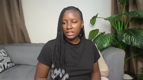 loyalcutie online show from March 9, 3:54 am