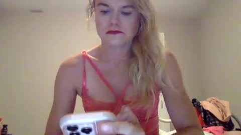 lpbrat online show from June 17, 12:24 am