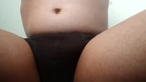 Snapshot of lprivat3e chatting on November 12, 7:03 pm lprivat3e online show from November 12, 7:03 pm