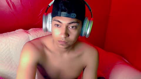 Snapshot of lpysami chatting on November 9, 11:08 am lpysami online show from November 9, 11:08 am