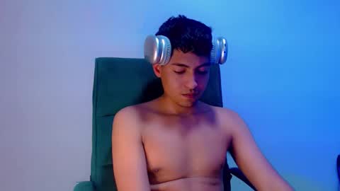 Snapshot of lpysami chatting on December 14, 5:13 am lpysami online show from December 14, 5:13 am