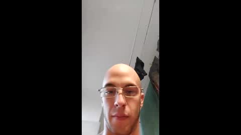 Lshot D online show from December 21, 2:15 pm