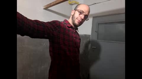 Lshot D online show from October 18, 11:33 am