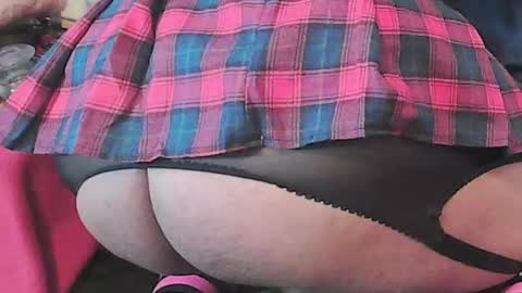 Snapshot of ltlstuborn chatting on October 3, 9:17 am Delany online show from October 3, 9:17 am