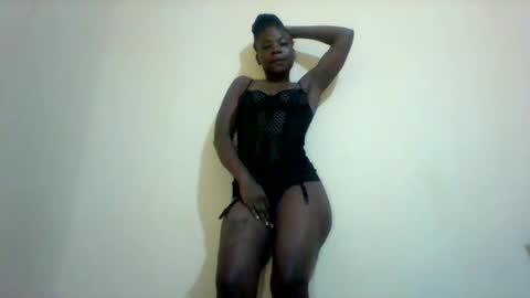 lu_lu21 online show from March 10, 12:18 am