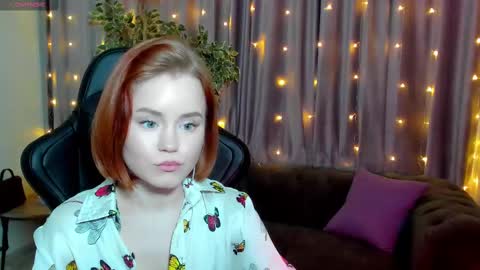 Snapshot of lu_muon chatting on February 1, 7:36 am lu_muon online show from February 1, 7:36 am