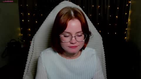 Snapshot of lu_muon chatting on February 9, 10:42 am lu_muon online show from February 9, 10:42 am