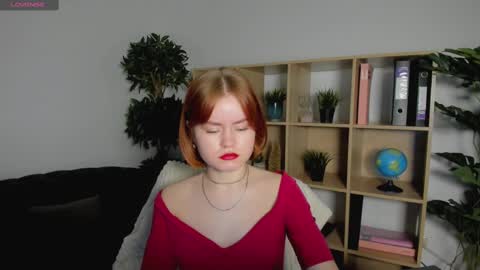 Snapshot of lu_muon chatting on February 14, 1:34 am lu_muon online show from February 14, 1:34 am