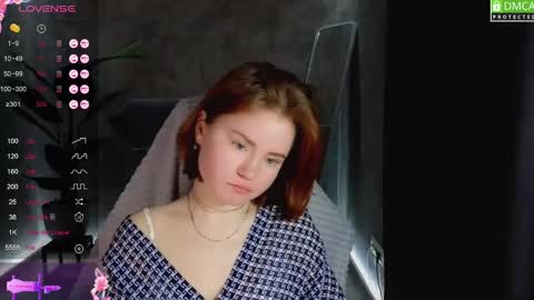 Snapshot of lu_muon chatting on February 19, 4:34 am lu_muon online show from February 19, 4:34 am