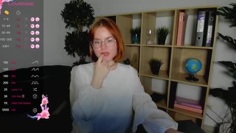 Snapshot of lu_muon chatting on February 21, 4:18 am lu_muon online show from February 21, 4:18 am