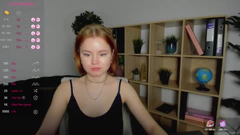 Snapshot of lu_muon chatting on February 22, 1:11 am lu_muon online show from February 22, 1:11 am