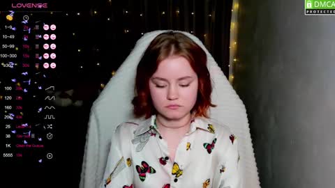 Snapshot of lu_muon chatting on February 23, 7:44 am lu_muon online show from February 23, 7:44 am