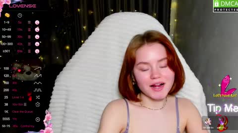 Snapshot of lu_muon chatting on March 2, 4:17 am lu_muon online show from March 2, 4:17 am