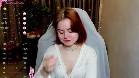 Snapshot of lu_muon chatting on March 9, 1:14 am lu_muon online show from March 9, 1:14 am