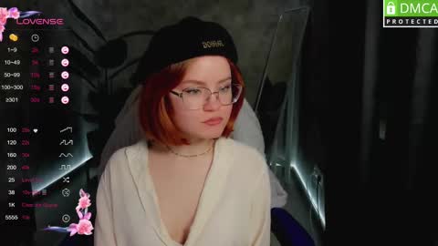 Snapshot of lu_muon chatting on March 10, 4:07 am lu_muon online show from March 10, 4:07 am