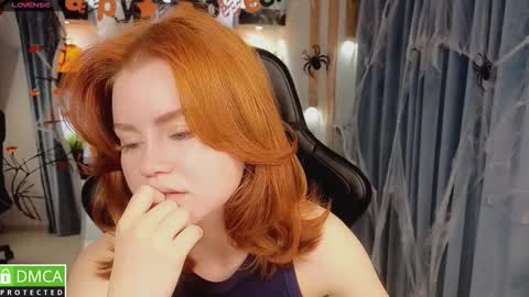 Snapshot of lu_muon chatting on October 28, 1:20 am lu_muon online show from October 28, 1:20 am