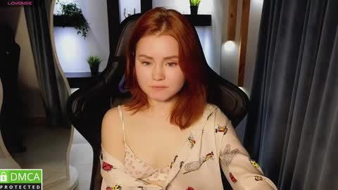 Snapshot of lu_muon chatting on November 12, 2:01 am lu_muon online show from November 12, 2:01 am