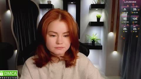 Snapshot of lu_muon chatting on December 2, 1:11 am lu_muon online show from December 2, 1:11 am