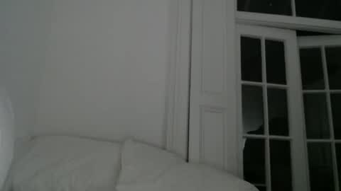 Snapshot of luana789 chatting on October 23, 9:35 pm luana online show from October 23, 9:35 pm