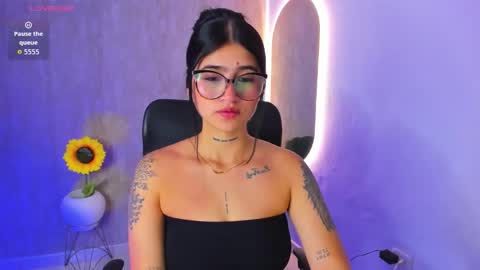 Luana online show from October 1, 12:00 pm