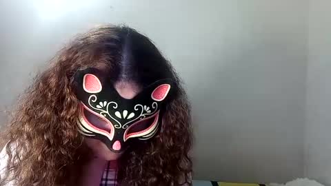 luanapowerful online show from January 17, 12:20 am