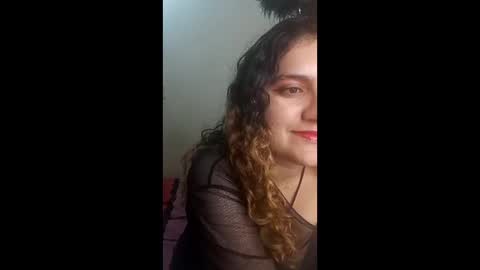 luanapowerful online show from March 18, 4:26 am