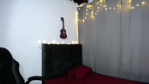 Snapshot of luandy_ chatting on January 9, 2:51 pm lUAN online show from January 9, 2:51 pm