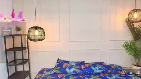 Snapshot of luandy_ chatting on October 12, 8:08 pm lUAN online show from October 12, 8:08 pm