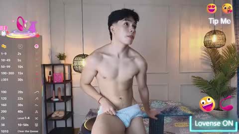 lUAN online show from April 15, 12:23 pm