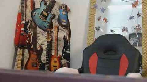 luanna837 online show from September 20, 7:15 pm