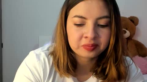 Snapshot of luara__01__lecat_1 chatting on October 21, 7:58 pm luara__01__lecat_1 online show from October 21, 7:58 pm