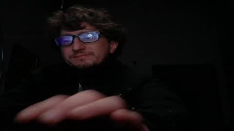 Snapshot of luca78_78 chatting on March 1, 8:23 am luca78 online show from March 1, 8:23 am