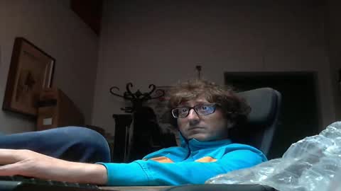 Snapshot of luca78_78 chatting on September 28, 2:33 pm luca78 online show from September 28, 2:33 pm