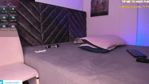 Luca Ferrer online show from December 12, 4:26 am