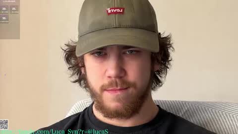 Snapshot of luca_syn chatting on November 27, 6:26 am Luca S online show from November 27, 6:26 am