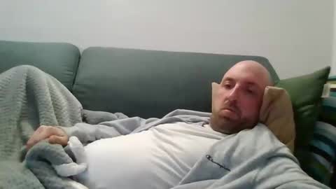 Luca online show from March 8, 8:12 pm