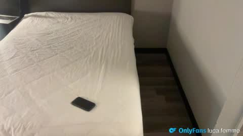 lucalongdick online show from April 24, 8:06 am