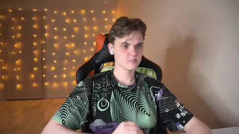 Snapshot of lucas_dany chatting on January 14, 8:48 pm Lucas Gill online show from January 14, 8:48 pm