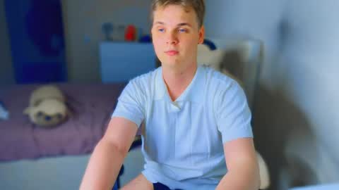 Snapshot of lucas_dany chatting on May 23, 10:03 pm Lucas Gill online show from May 23, 10:03 pm