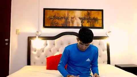 Snapshot of lucas_dream chatting on July 18, 11:36 am lucas_dream online show from July 18, 11:36 am
