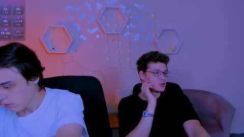 lucas_long_ online show from November 8, 9:42 am