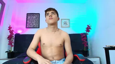 Lucas lovee online show from February 24, 3:04 am