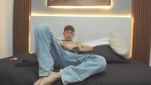 Lucas online show from June 9, 4:13 am