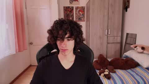 lucas_xo online show from March 20, 9:41 pm